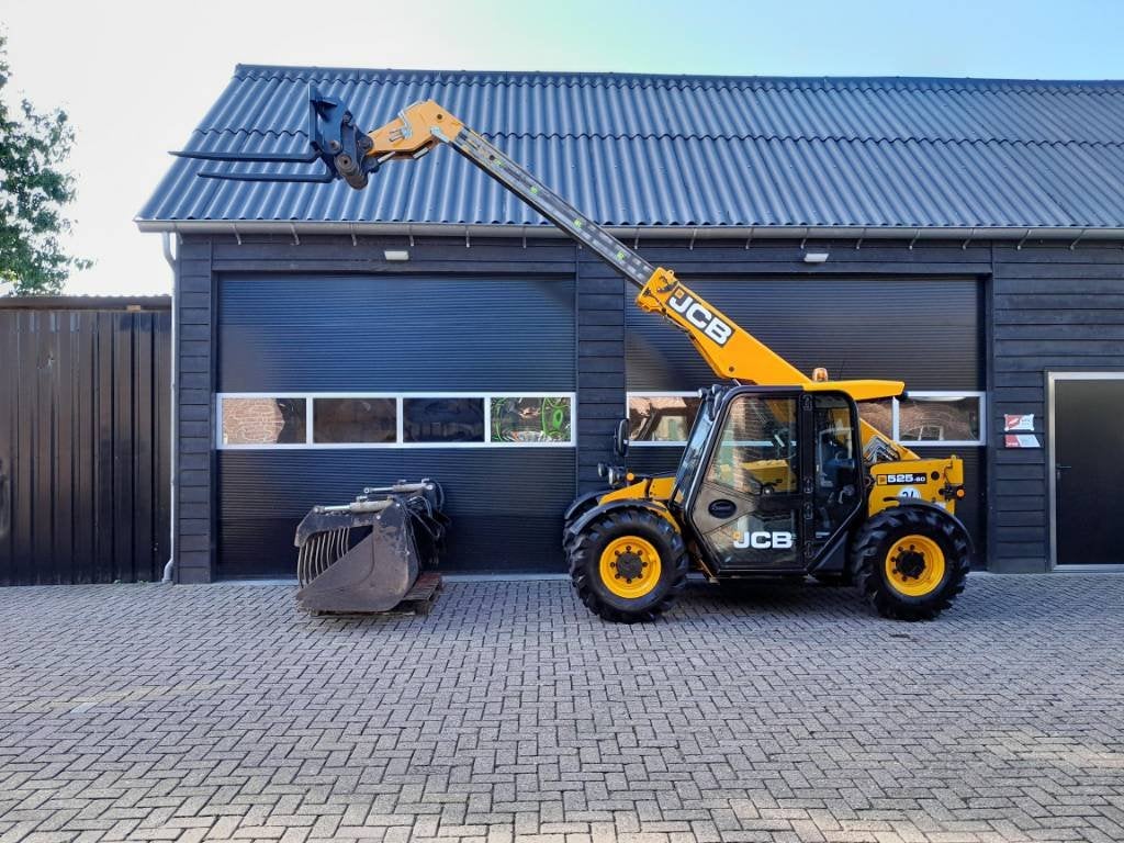 JCB 525-60 Agri Plus | Verreiker met airco LEASE €800, Verreiker