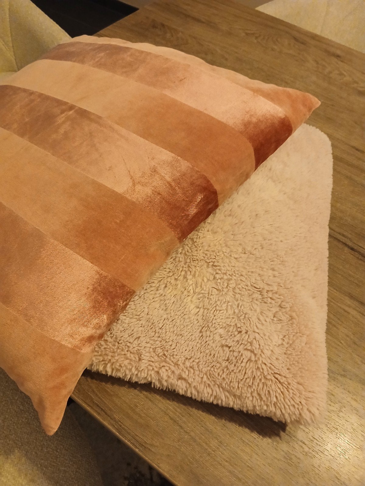 4 mooie kussens, Huis en Inrichting, Woonaccessoires | Kussens, Ophalen, Zo goed als nieuw, Vierkant