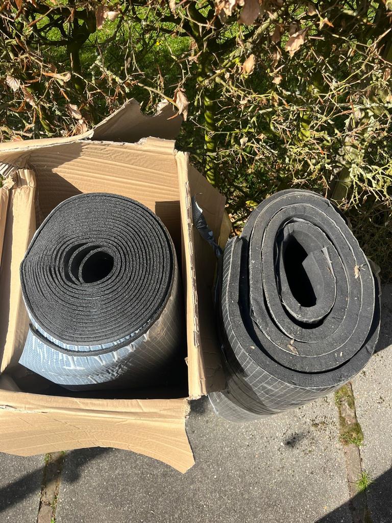 Zelfklevend isolatiemateriaal - Geluidsisolatie en Thermisch, Overige materialen, Zo goed als nieuw, Minder dan 5 m², Muurisolatie