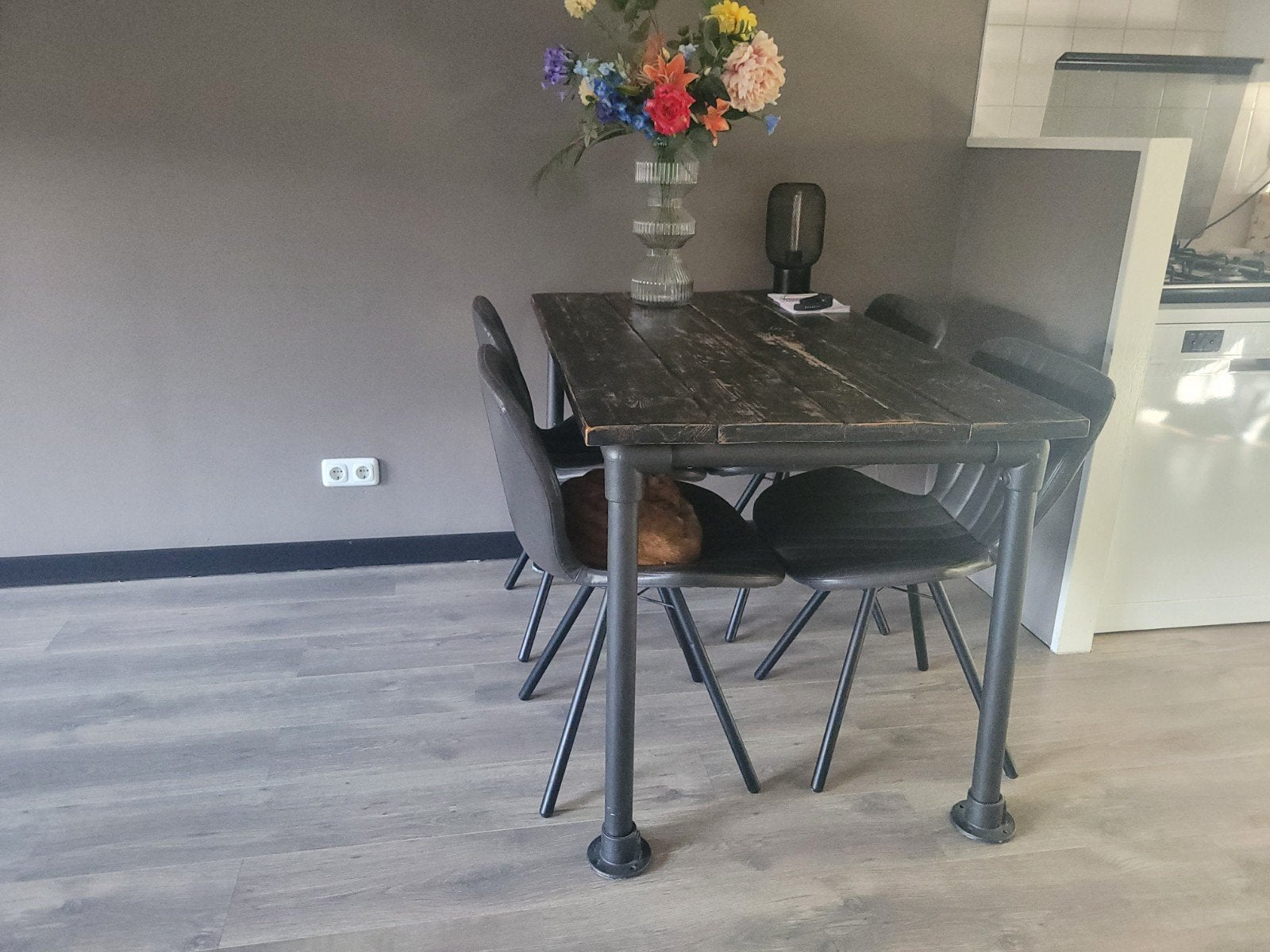 Handgemaakte Industriële Eettafel - Steigerhout & Buis, Huis en Inrichting, Tafels | Eettafels, Gebruikt, 100 tot 150 cm, 50 tot 100 cm