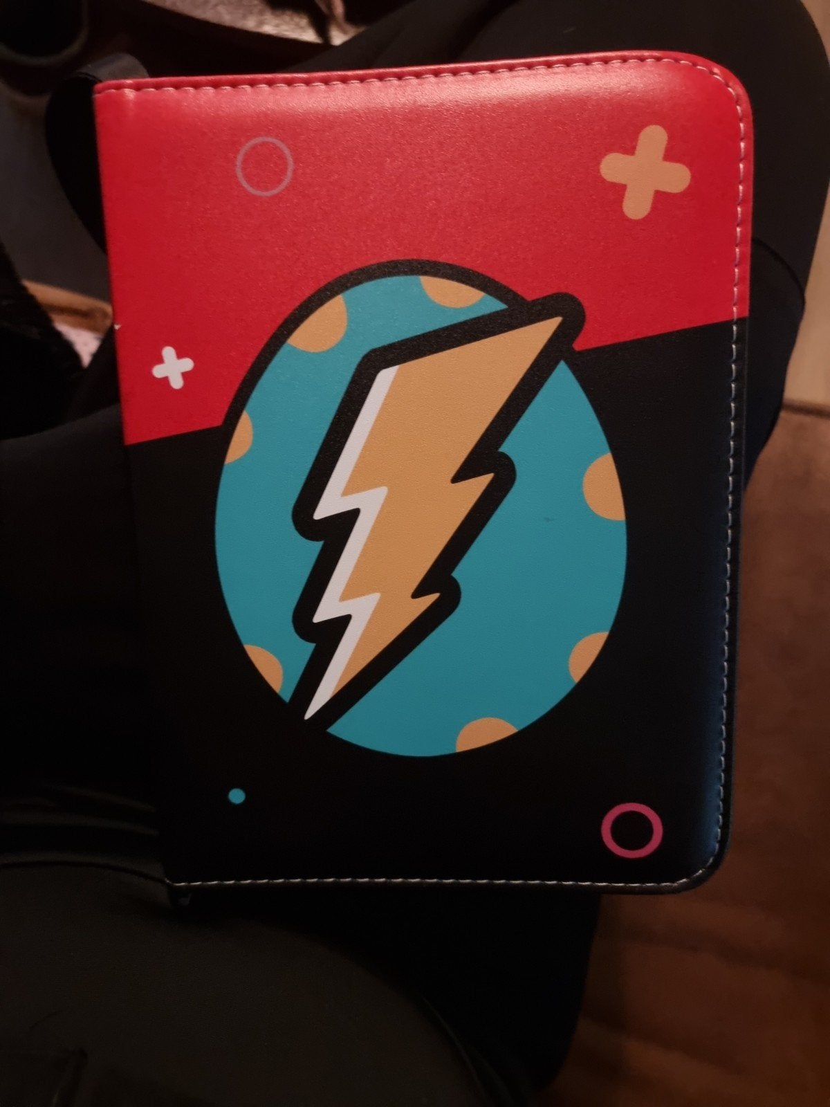 Aantal leuke hits in binder pokemon kaarten, 1 speler, Zo goed als nieuw, Vanaf 3 jaar, Ophalen