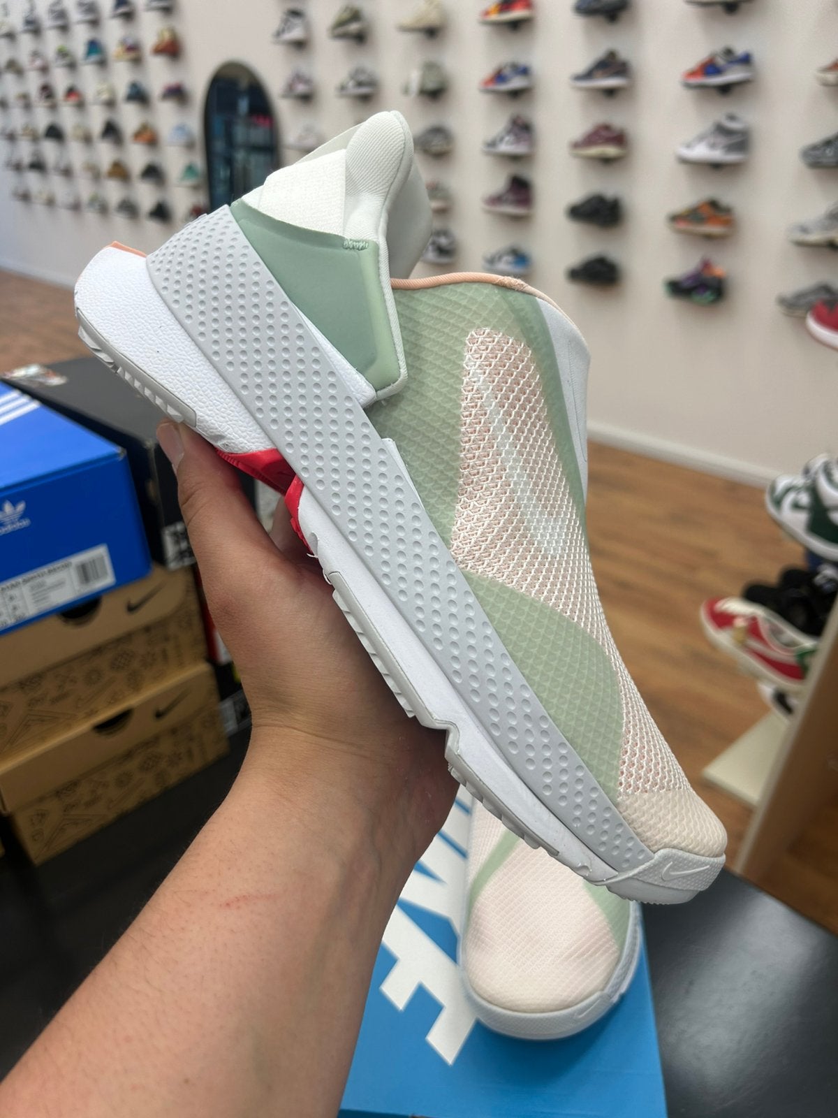 Nike Go FlyEase Summit White – Maat 42 & 43, B, Wit, Nieuw, Ophalen of Verzenden