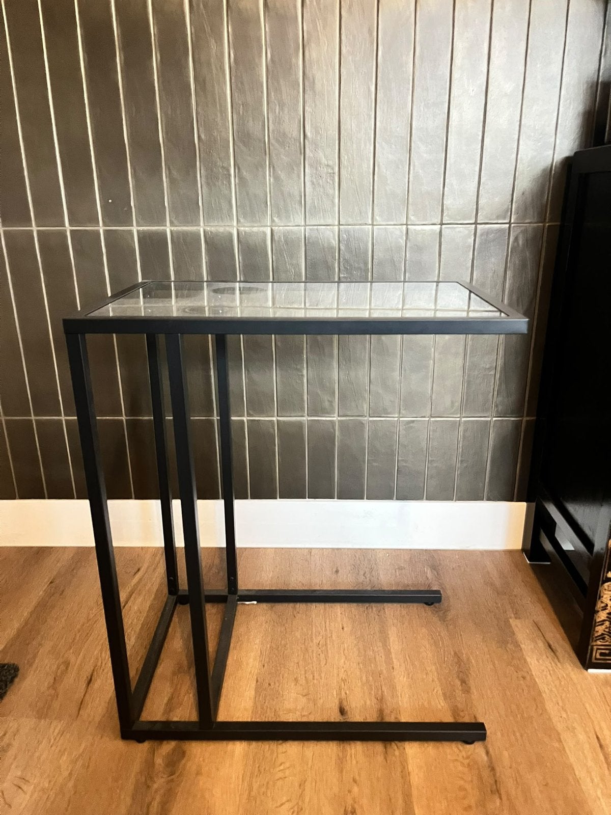 Ikea bijzettafel zwart, Ophalen, 50 tot 100 cm, Zo goed als nieuw, Metaal
