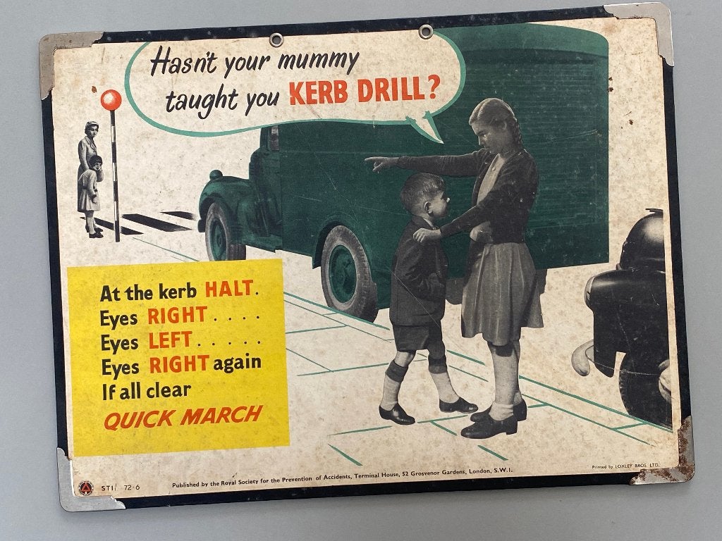 jaren 50 poster Has n’t tour mum taught you Kerb Drill?, Rechthoekig Liggend, Ophalen of Verzenden, Zo goed als nieuw, A1 t/m A3