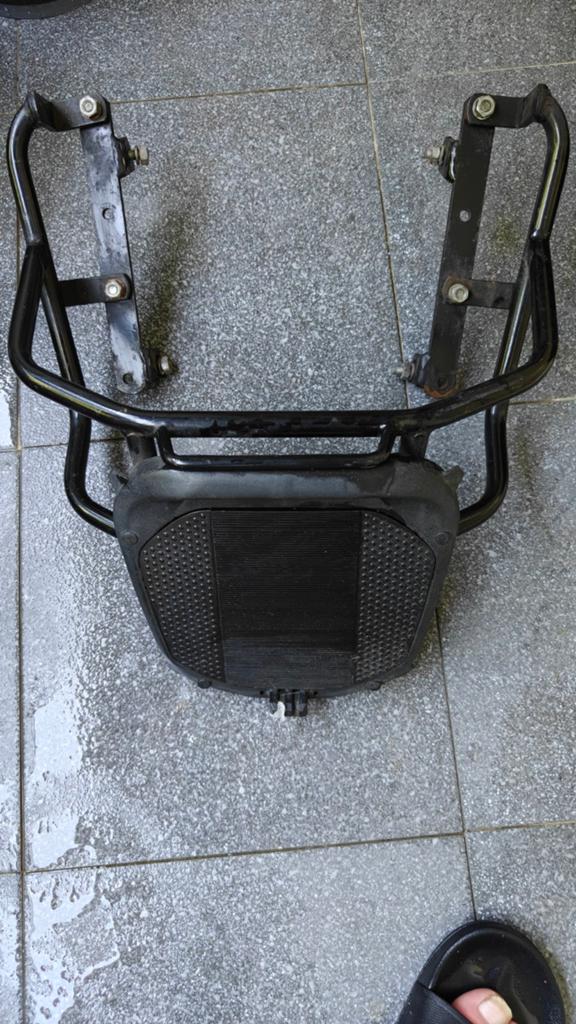 Motor Achter Bagagerek Yamaha / Achterbagage, Motoren, Ophalen
