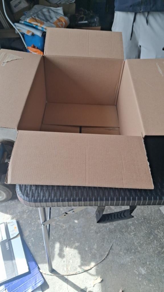 Stevige kartonnen doos 42,5x30x20 gebruikt grote voorraad, 40 tot 60 cm, 50 tot 75 cm, Ophalen of Verzenden, 35 tot 50 cm