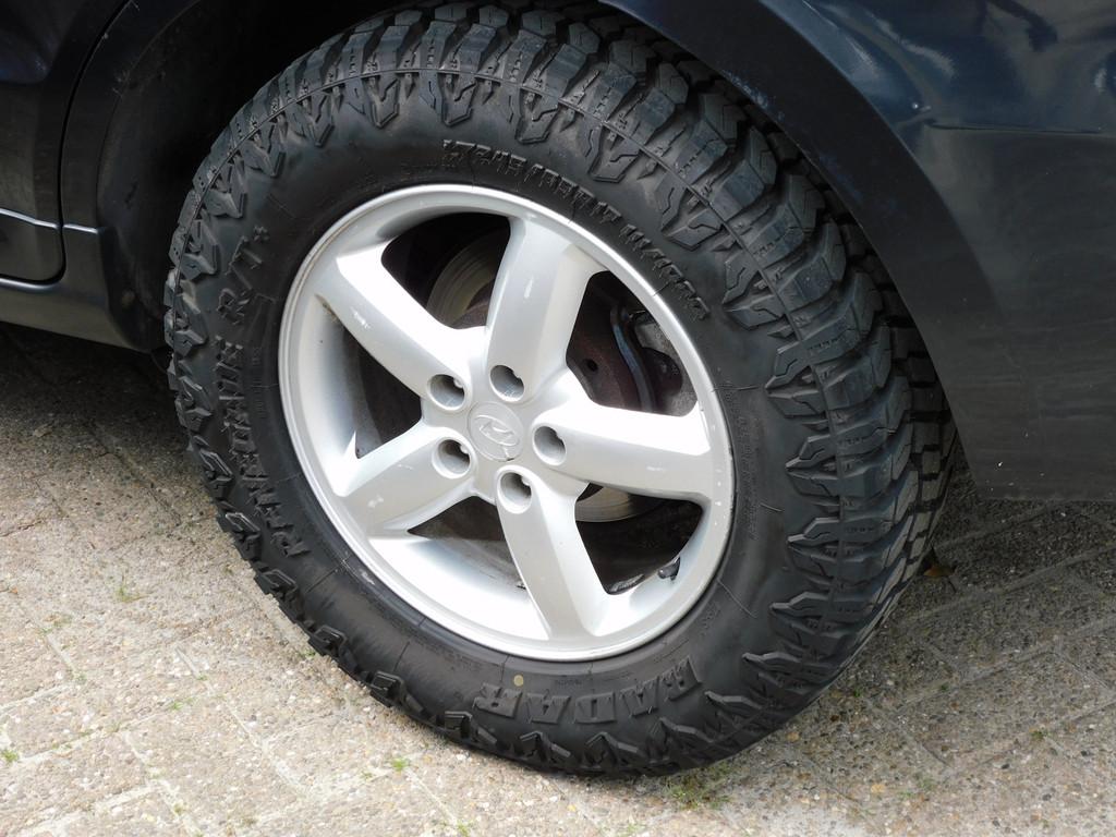 Hyundai Santa Fe 2.2 CRDi VGT DynamicVersion SUPPERDIKKE TER, Automaat, Gebruikt, Zwart, 4 cilinders