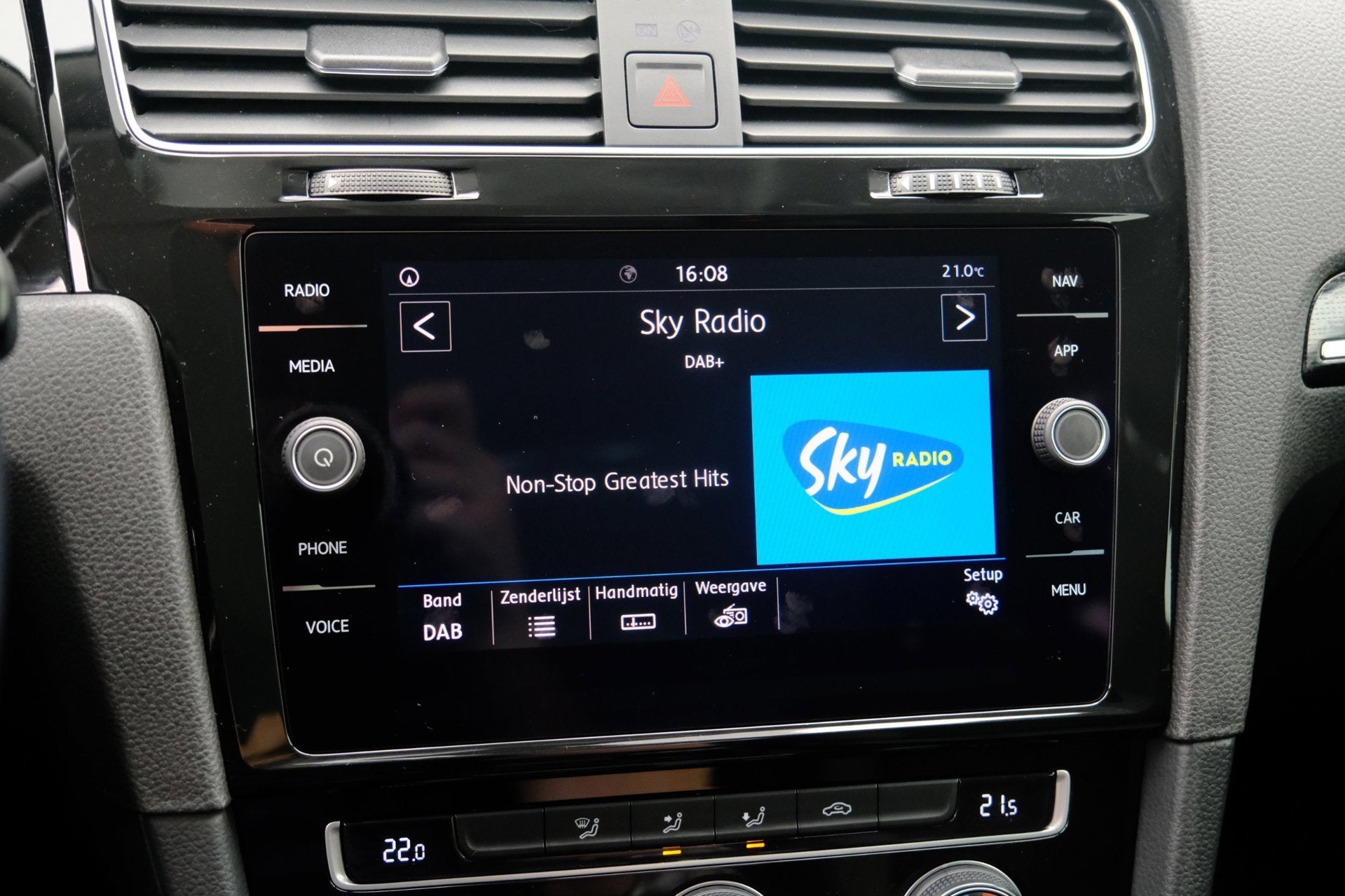 Foto 15 van Volkswagen Golf 1.5 TSI Highline Virtual Displ|CarPlay|LMV|A