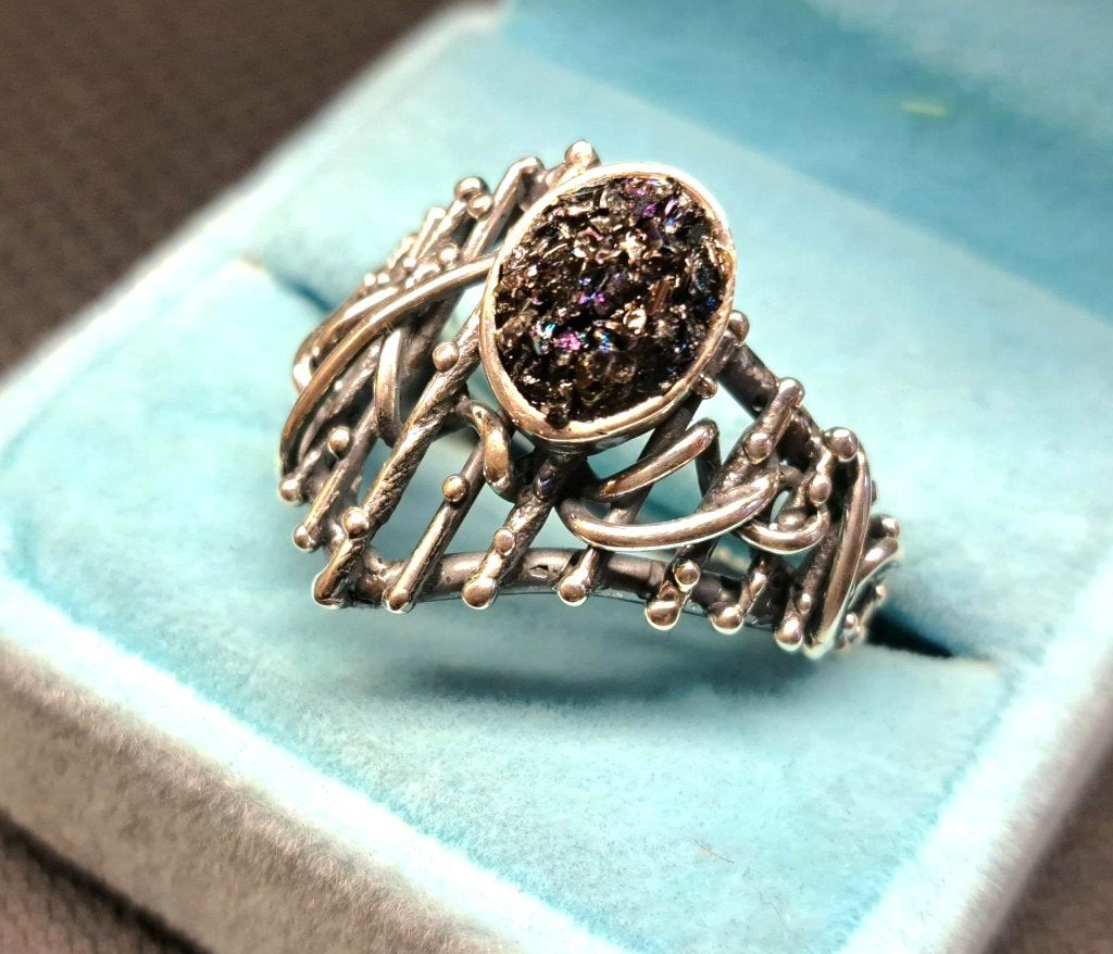 Schitterende robuuste ring met carborundum, 20 of groter, Verzenden, Nieuw, Met edelsteen