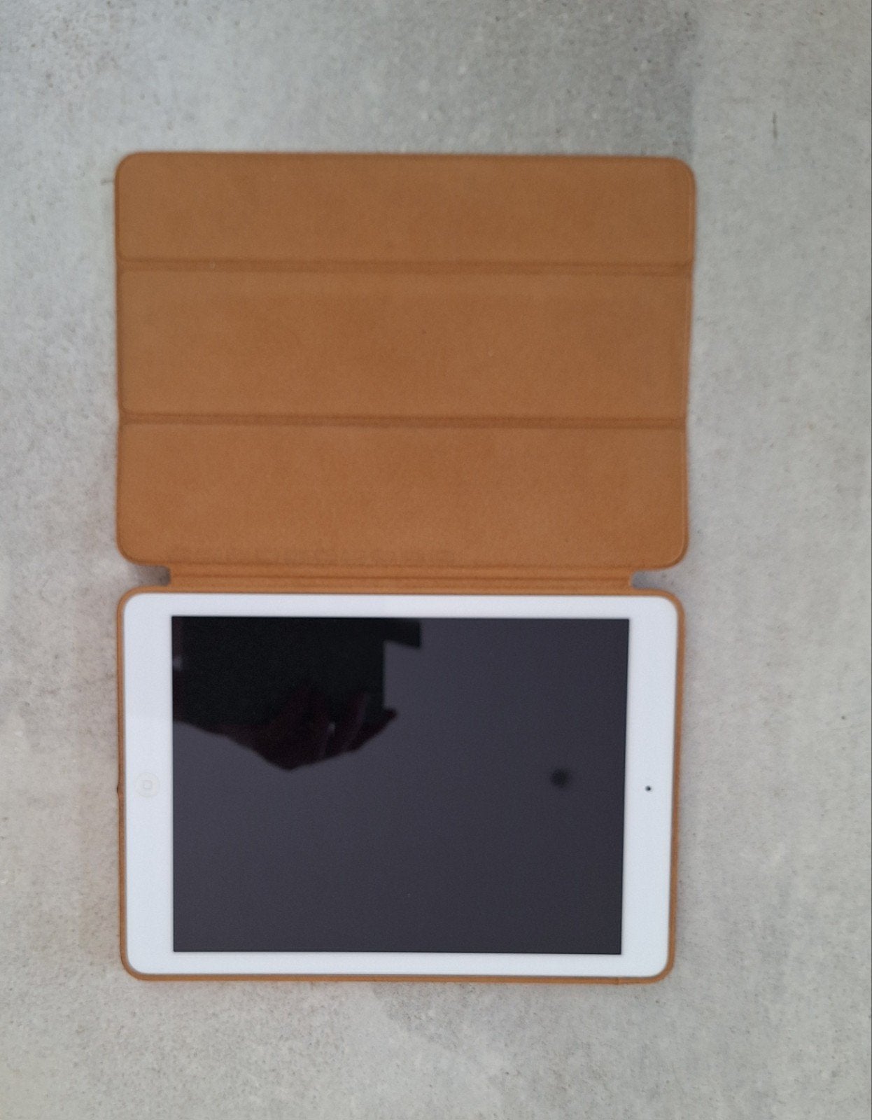 iPad Air 16GB wifi met leren hoes, Computers en Software, Apple iPads, 10 inch, Gebruikt, Wit, Apple iPad Air