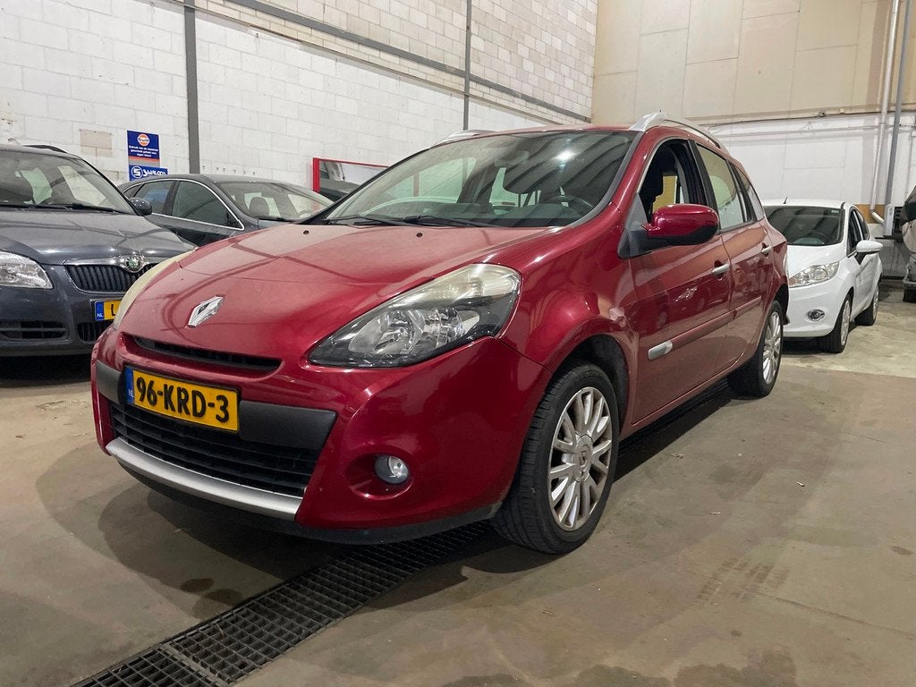 Renault Clio Estate 1.2 TCE Dynamique nvi nette auto, Voorwielaandrijving, Gebruikt, 4 cilinders, 1095 kg