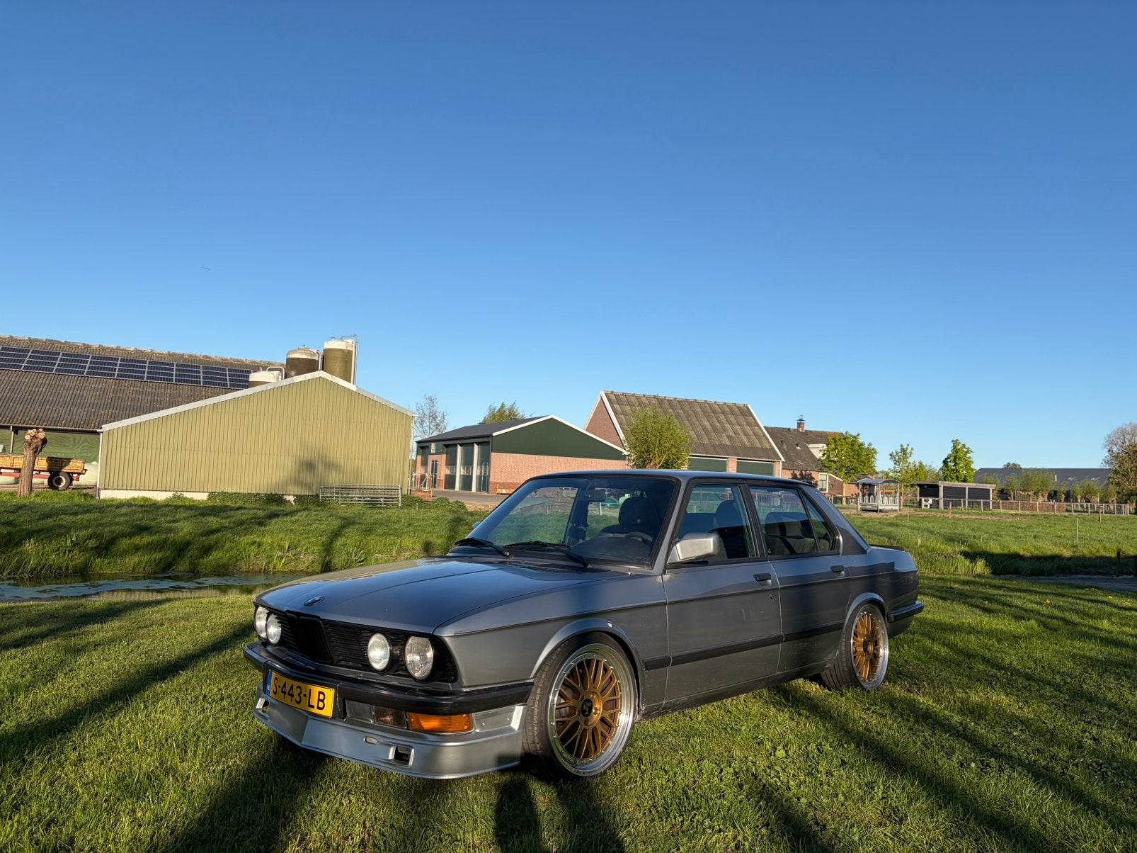 Bmw e28 6-cilinder shadowline 5-serie, foto 2