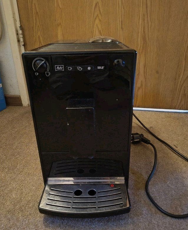 Melitta Caffeo Solo - Defect - Niet altijd een kopje koffie, Ophalen, Afneembaar waterreservoir, Koffiemachine, Koffiebonen