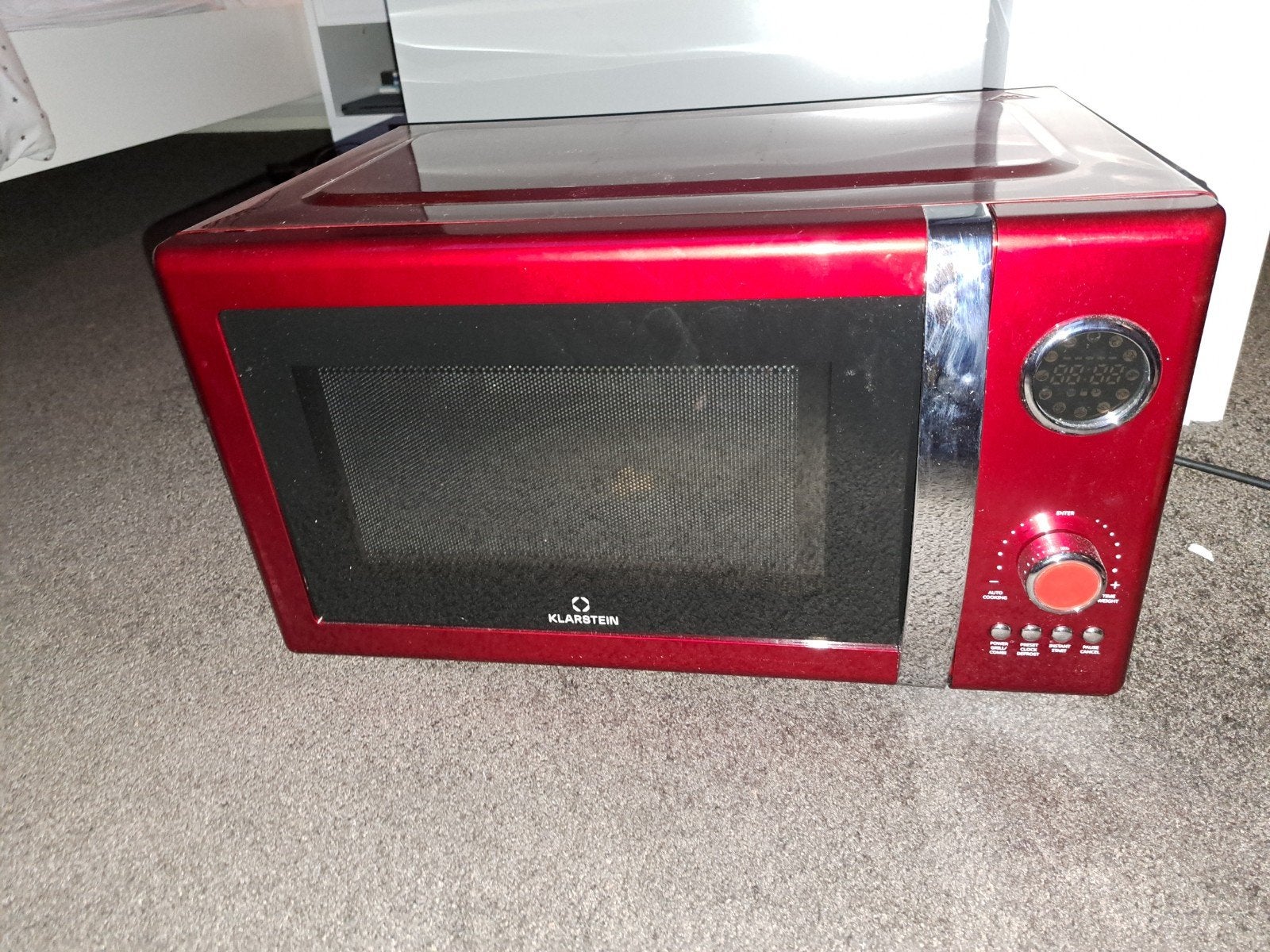 Klarstein Fine Dinesty Magnetron Rood - Zo goed als nieuw, Witgoed en Apparatuur, Grill, Ophalen of Verzenden, Draaiplateau, Magnetron