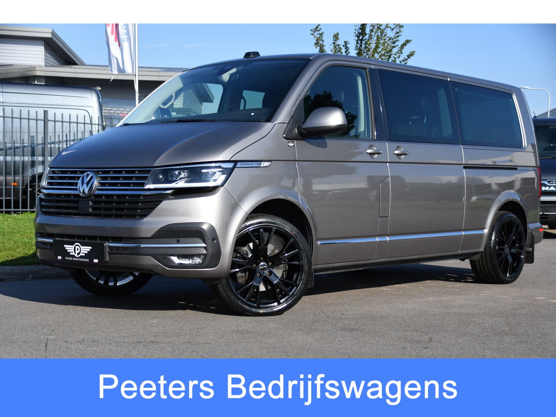 Volkswagen Transporter 2.0 TDI L2H1 30 DC Caravelle Virtual,, Auto's, Gebruikt, 4 cilinders, Leder, Bedrijf