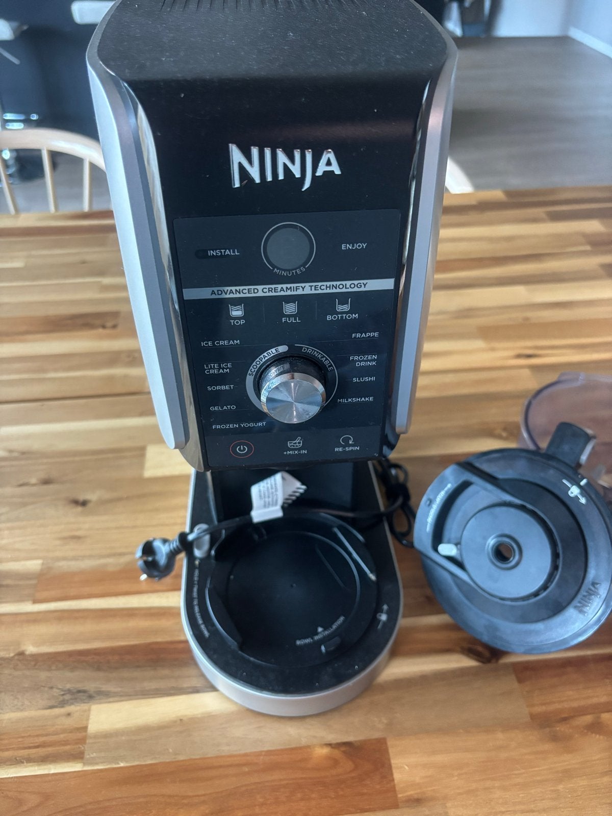 Ninja Creami IJsmachine - Maak zelf heerlijk ijs!, Witgoed en Apparatuur, Gebruikt, 1 tot 2 liter, 3 snelheden of meer, Ophalen of Verzenden
