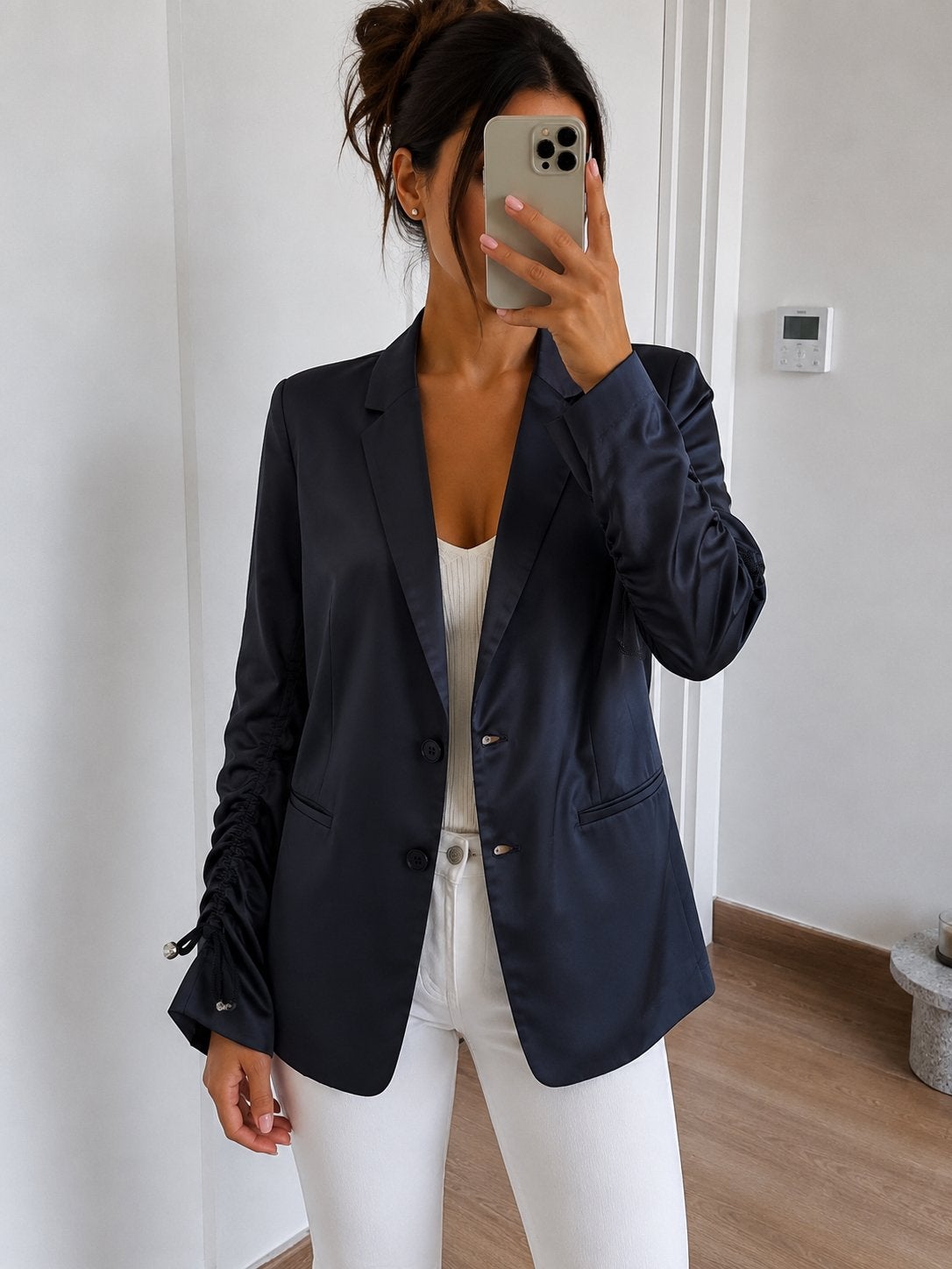 Hugo marineblauwe satijnen blazer met ruches, maat M, Maat 38/40 (M), Blauw, Ophalen of Verzenden, Zo goed als nieuw