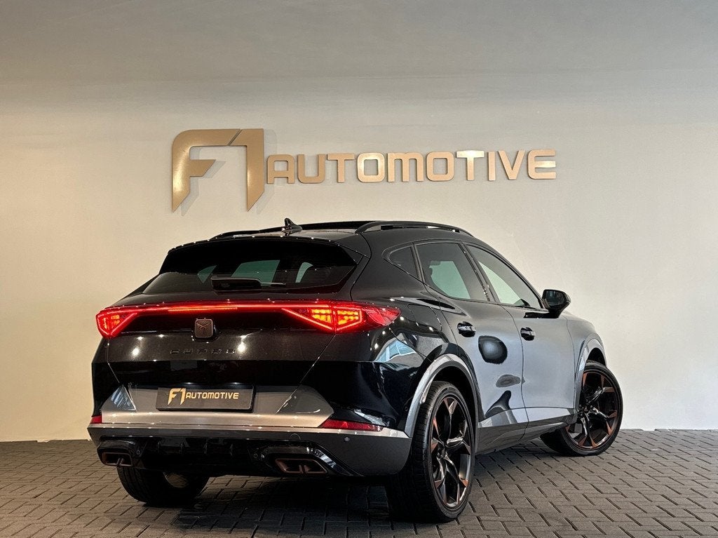 Cupra Formentor 1.4 e-Hybrid VZ Performance Pano|Memory|Trek, Gebruikt, 4 cilinders, Formentor, Zwart