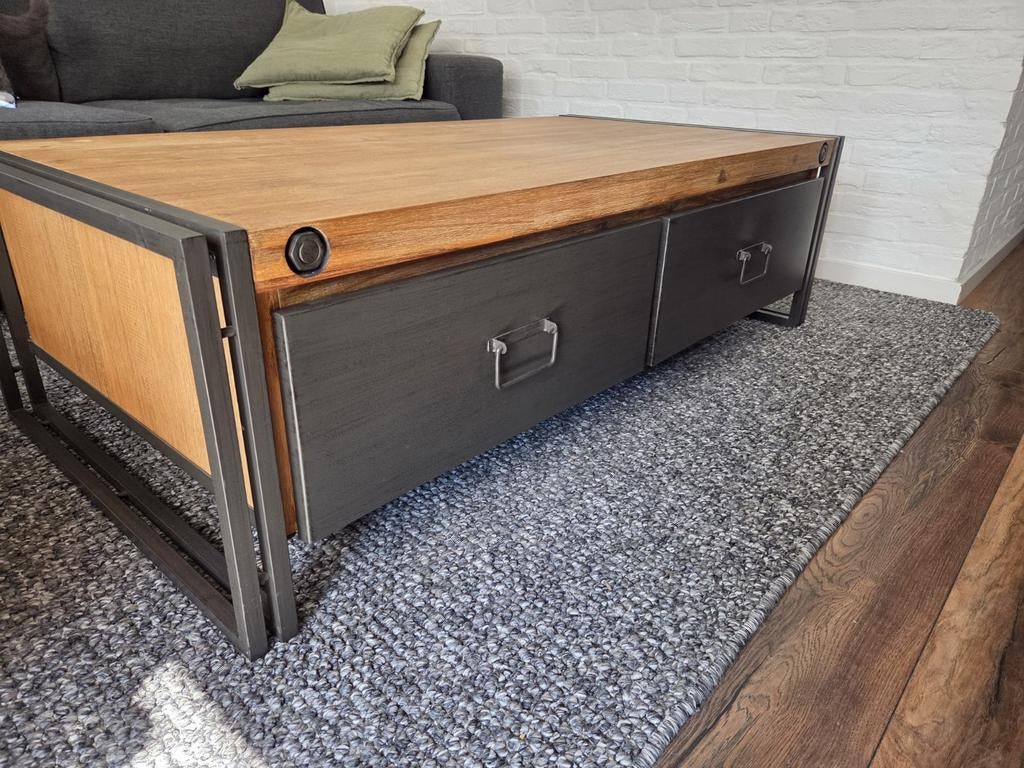 Industriele salontafel, Ophalen, 100 tot 150 cm, 50 tot 100 cm, Zo goed als nieuw