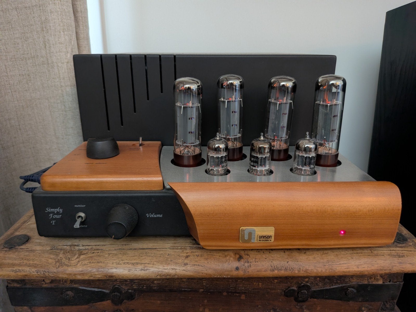 Unison Research Simply Four T met Svetlana EL34, Ophalen, Versterker