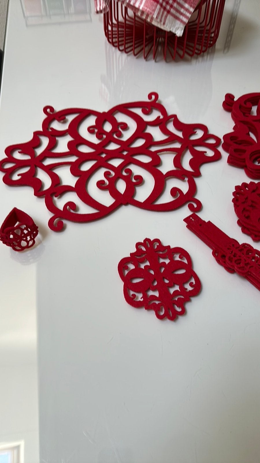 Rood placemat met onderzetter en servetring, Ophalen of Verzenden, Placemat, Zo goed als nieuw, Rood