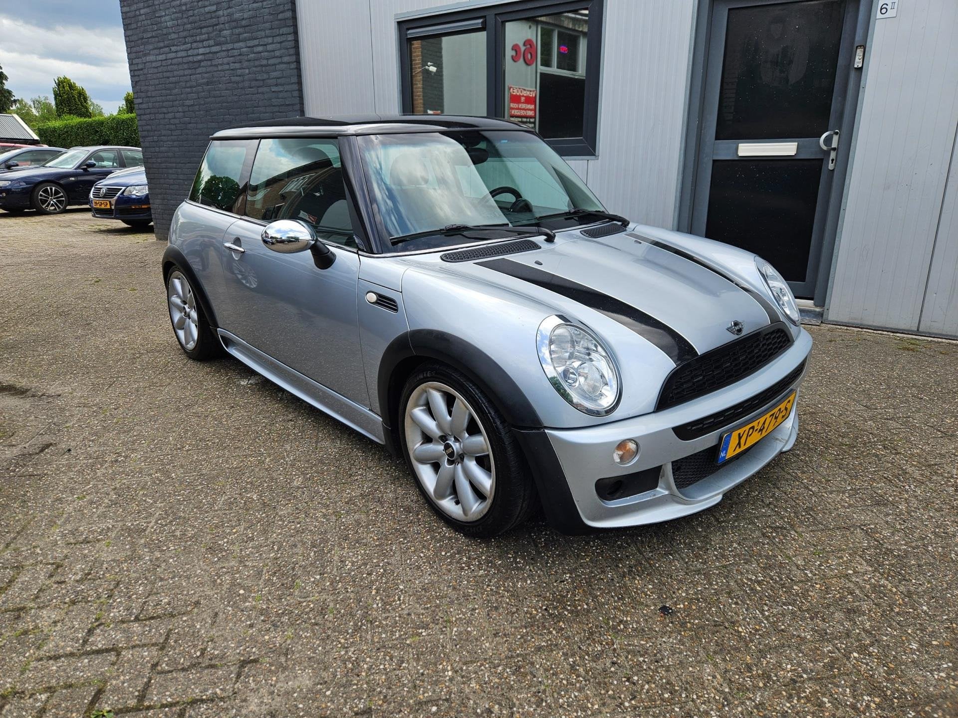 Mini Mini 1.6 Cooper Chili |Airco|Elek-ramen |Lederen, Auto's, Mini, Voorwielaandrijving, 1025 kg, Gebruikt, Zwart