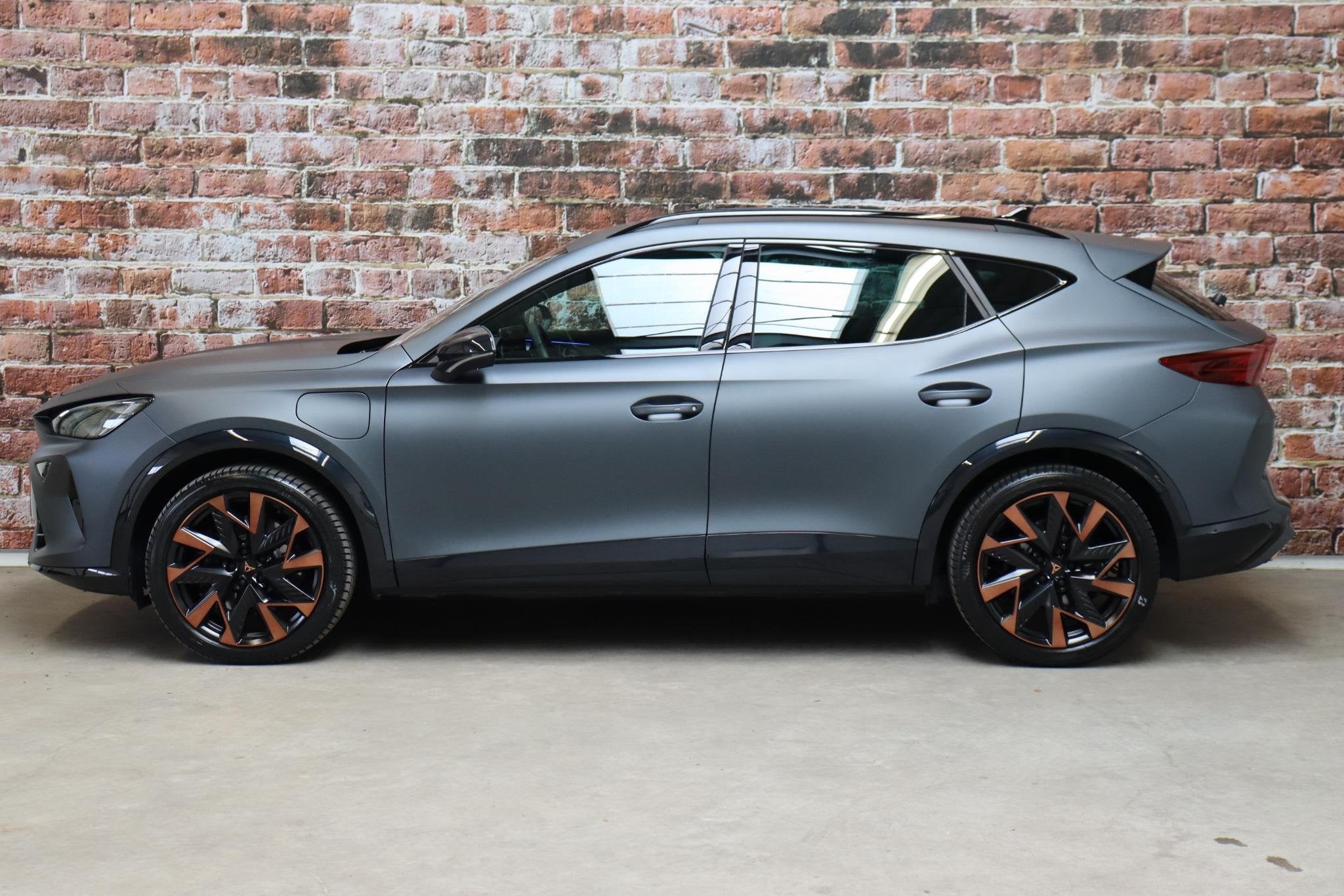 CUPRA Formentor 1.5 TSI e-Hybrid VZ Performance Automaat / V, Auto's, Dealer onderhouden, Euro 6, 4 cilinders, Formentor