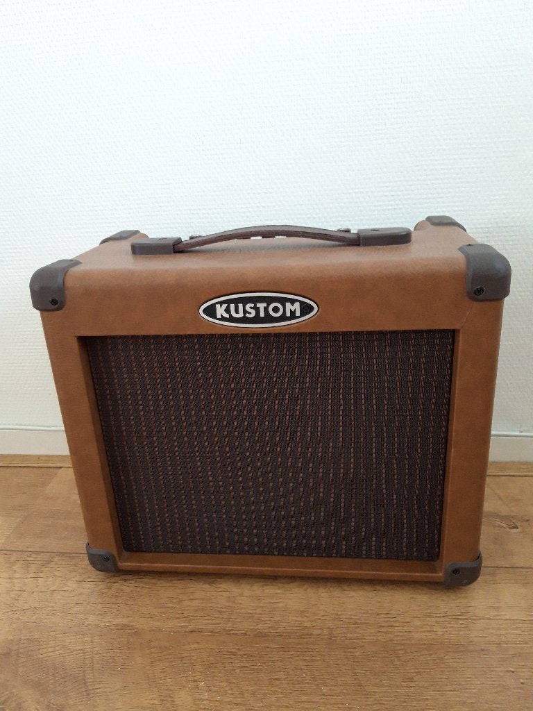 Kustom akoestisch gitaarversterker, Ophalen, Zo goed als nieuw, Gitaar, Minder dan 50 watt