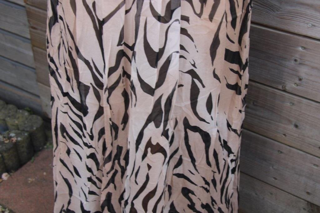 Rok camel/ zwart Marccain mt N2 (S/36) lang Vaste prijs, Kleding | Dames, Rokken, Zwart, Ophalen of Verzenden, Zo goed als nieuw
