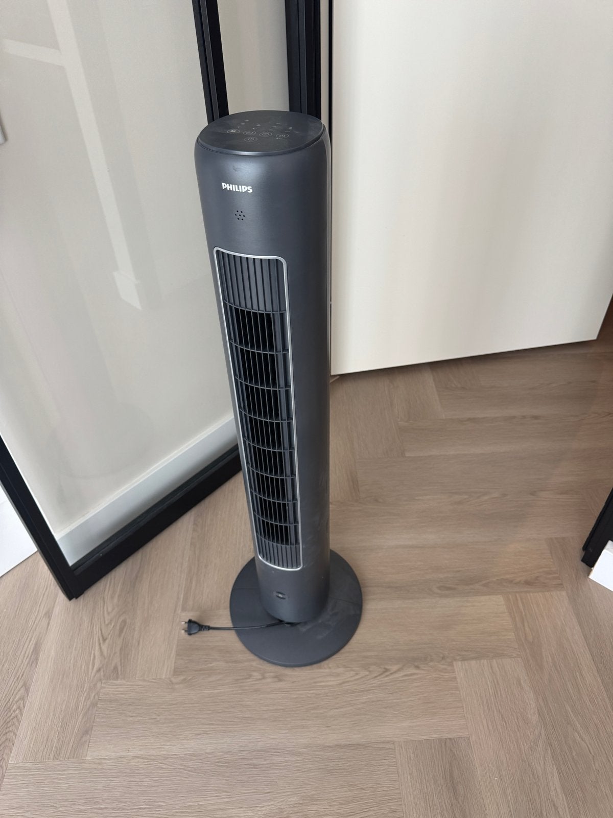 Philips Torenventilator - Stijlvol en Krachtig, Ophalen, -, -, Zo goed als nieuw