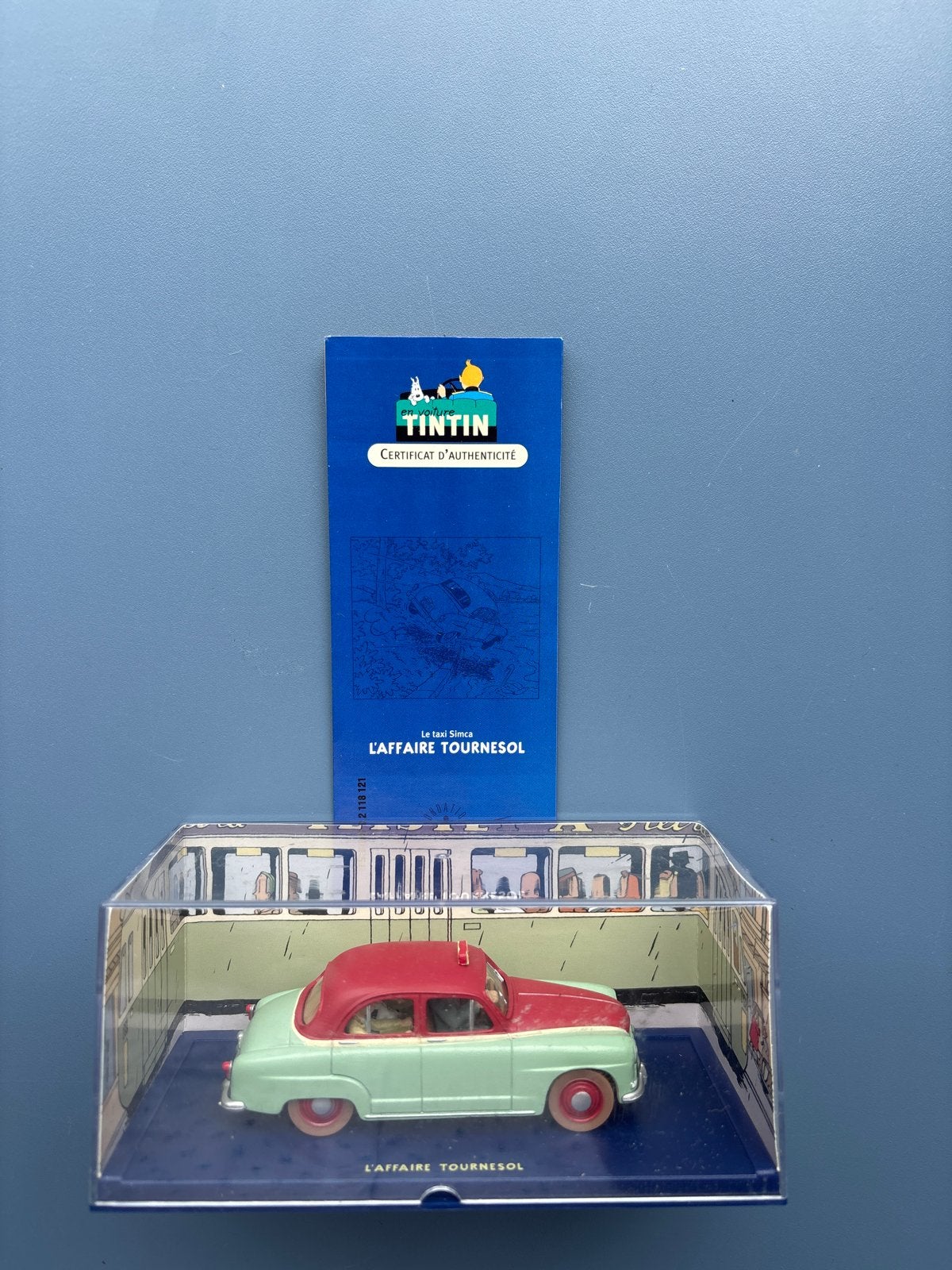 Kuifje auto 1/43 - Le taxi Simca L'Affaire Tournesol, Hobby en Vrije tijd, Modelauto's | 1:43, Ophalen of Verzenden, Zo goed als nieuw