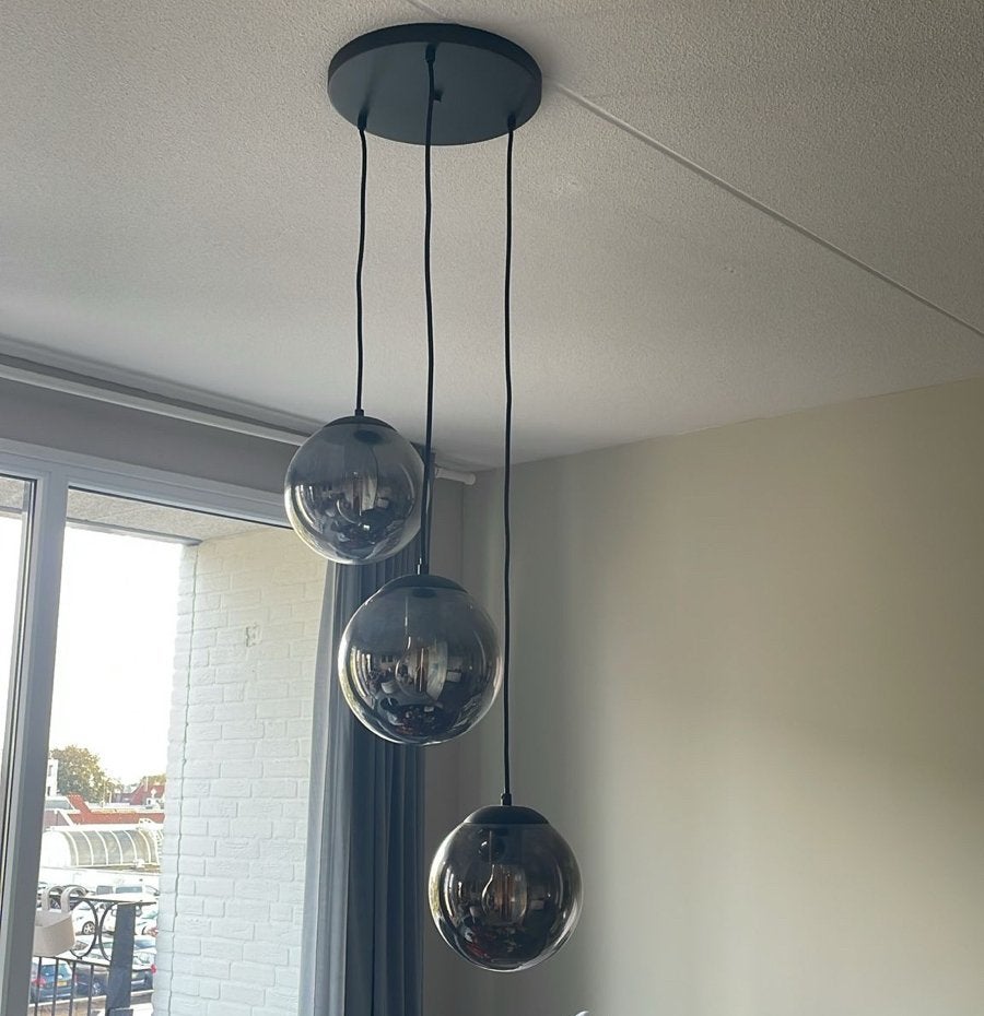 Moderne hanglamp met 3 rookglazen bollen, Ophalen, E27 (groot), Modern, Glas
