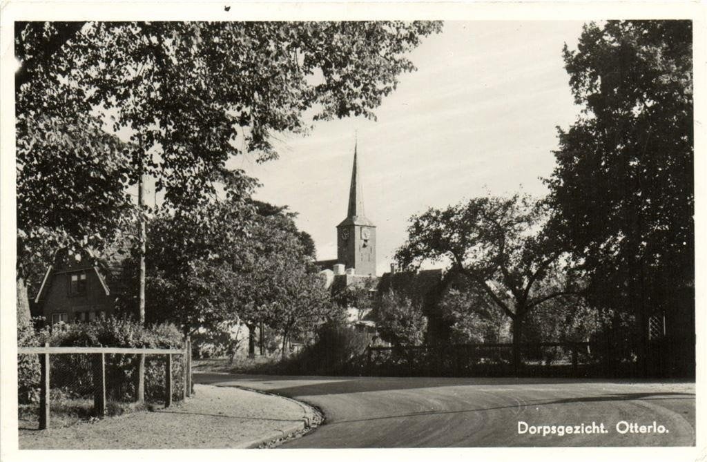 Dorpsgezicht. Otterlo. - 1953 gelopen, Ophalen of Verzenden, 1940 tot 1960, Gelopen, Gelderland