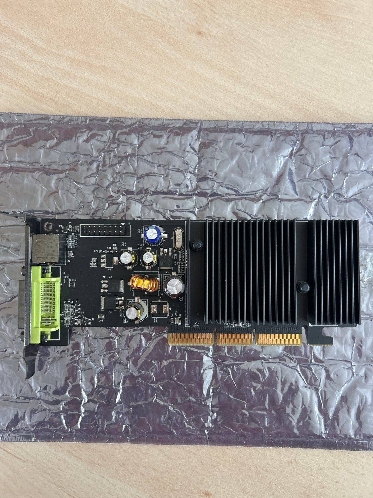 Nvidia GeForce 6200 GS Grafische Kaart, Gebruikt, GDDR, PCI-Express 1, Nvidia