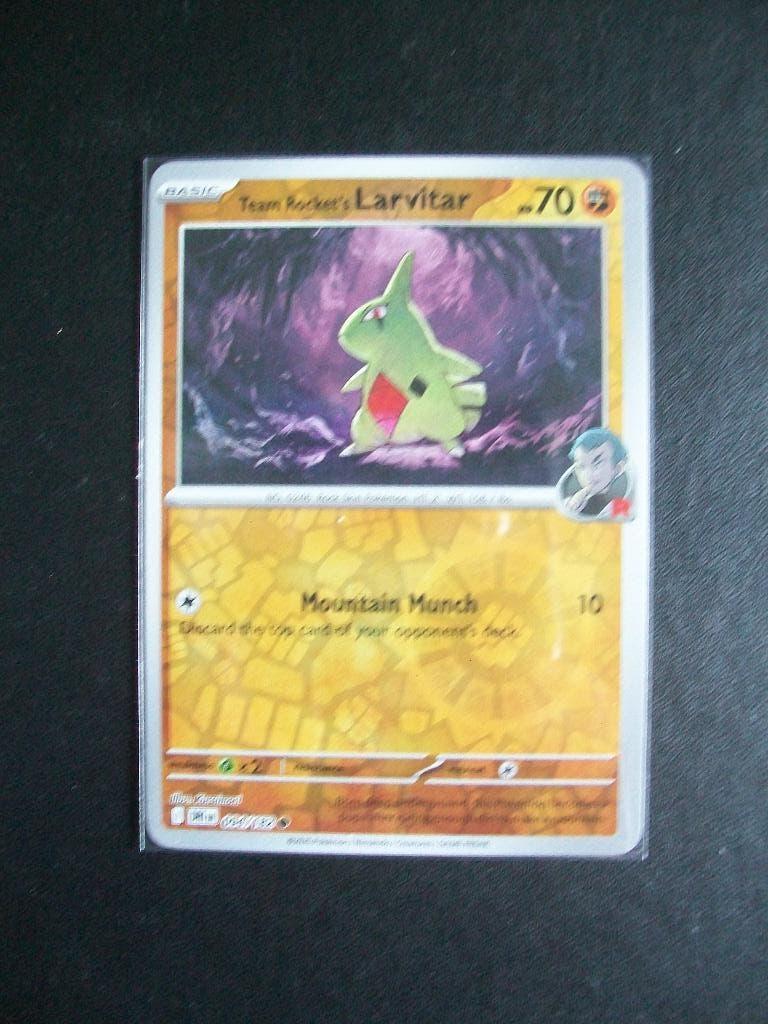 1109: Nieuwe Pokemon Kaart holofoil TEAM ROCKET's LARVITAR, Verzenden, Nieuw, Losse kaart, Foil