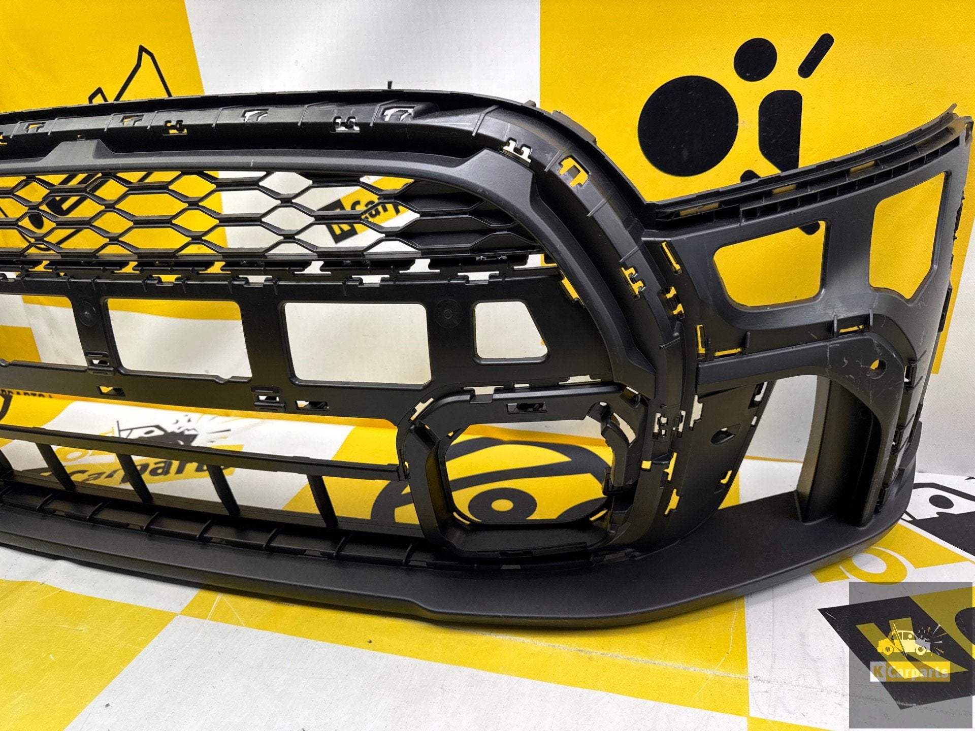 Voorbumper mini Cooper S f55 F56 114129-109450543, Auto-onderdelen, Gebruikt, Voor, Ophalen of Verzenden, Customer.service@mini.co.uk