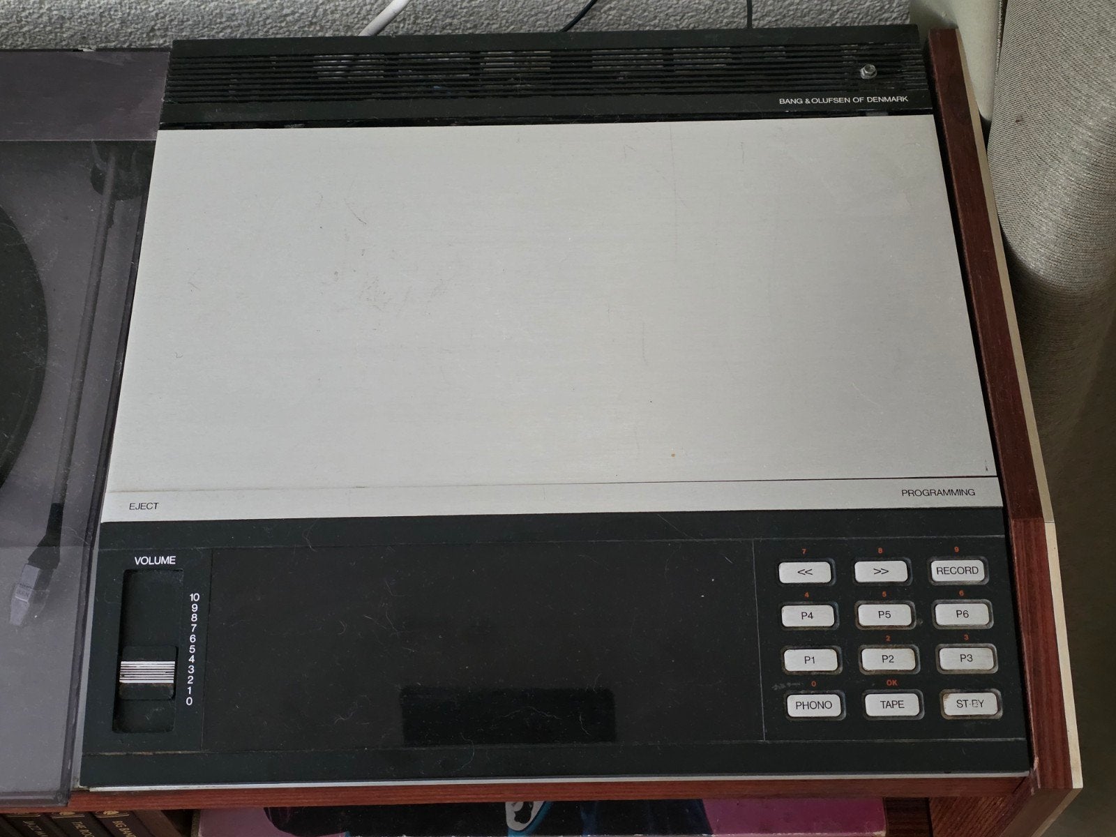 Foto 5 van Bang & Olufsen Audioset (ca. 1970) met radio en speakers