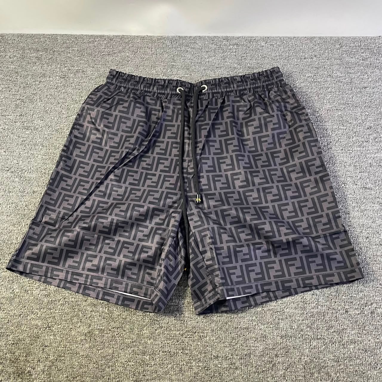 Fendi Zwemshort met FF-logo print, Kleding | Heren, Badmode en Zwemkleding, Ophalen of Verzenden, Maat 52/54 (L), Zwart, Zwemshort