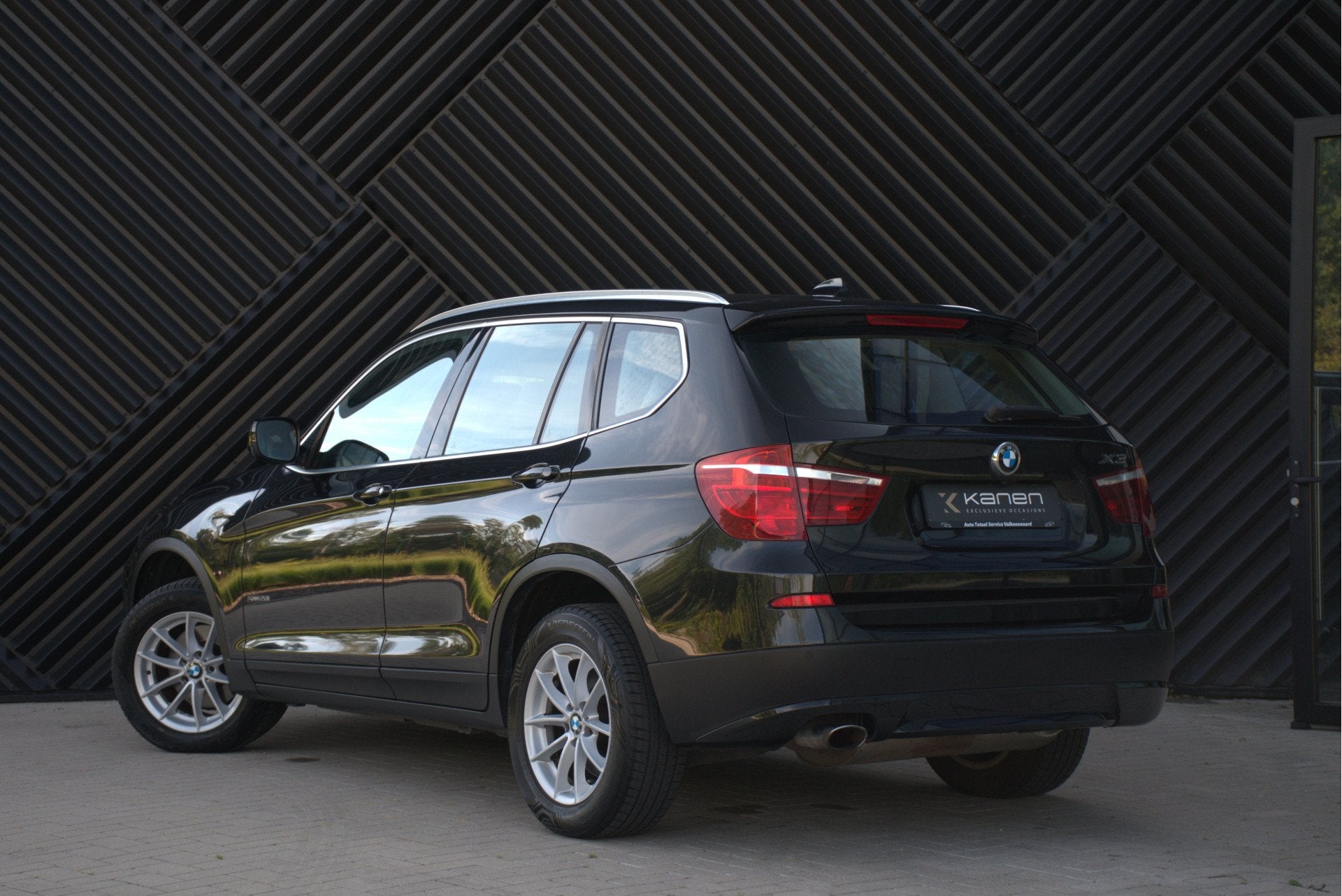 BMW X3 xDrive20i Aut Xenon Cruise Stoelverw. Leder Start/Sto, Automatische klimaatregeling, Gebruikt, Zwart, 4 cilinders