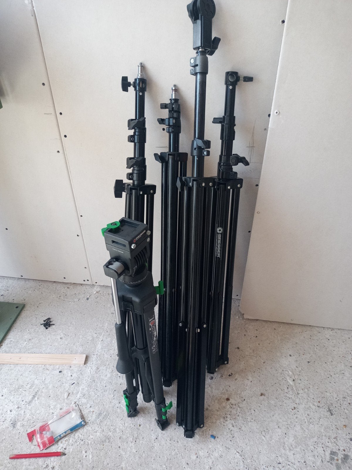 Set van 5 statieven, inclusief 1 met balhoofd, Audio, Tv en Foto, Gebruikt, 175 cm of meer, Met balhoofd, Ophalen of Verzenden