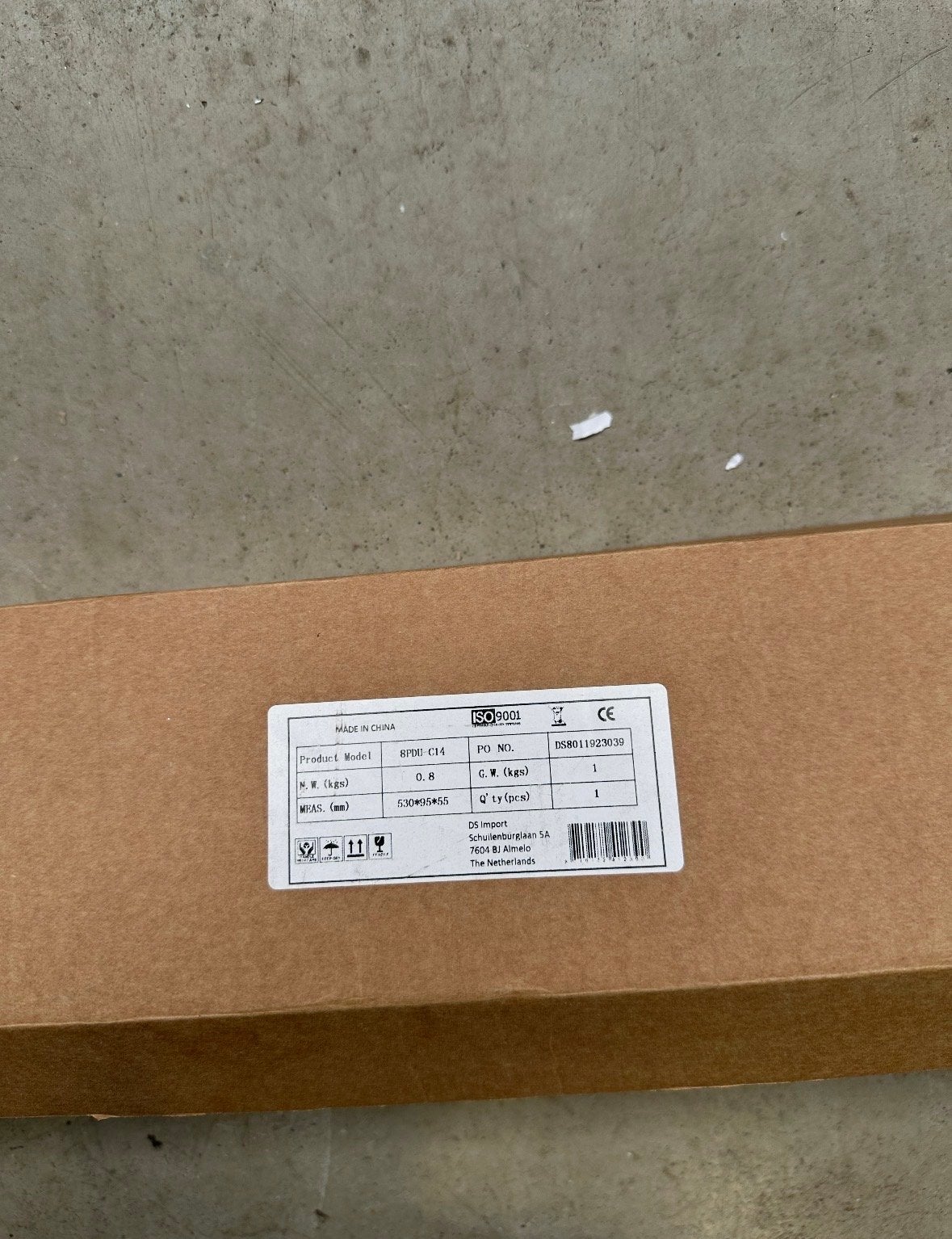 Basic Rack Power Distribution Unit (PDU) RPBE-C14, Ophalen, Nieuw