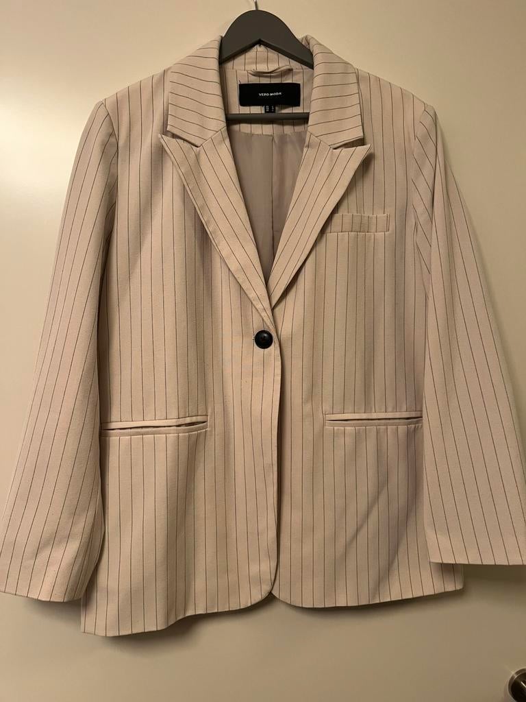 Blazer Vero Moda maat L, Beige, Maat 42/44 (L), Ophalen of Verzenden, Jasje