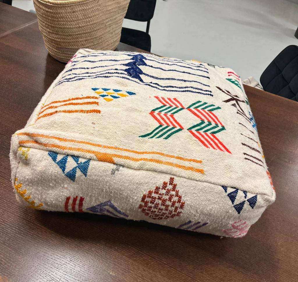 Verchillende Kelim Poefs / Kussens / sprei handgemaakt, Minder dan 50 cm, 125 cm of meer, Nieuw, Ophalen of Verzenden