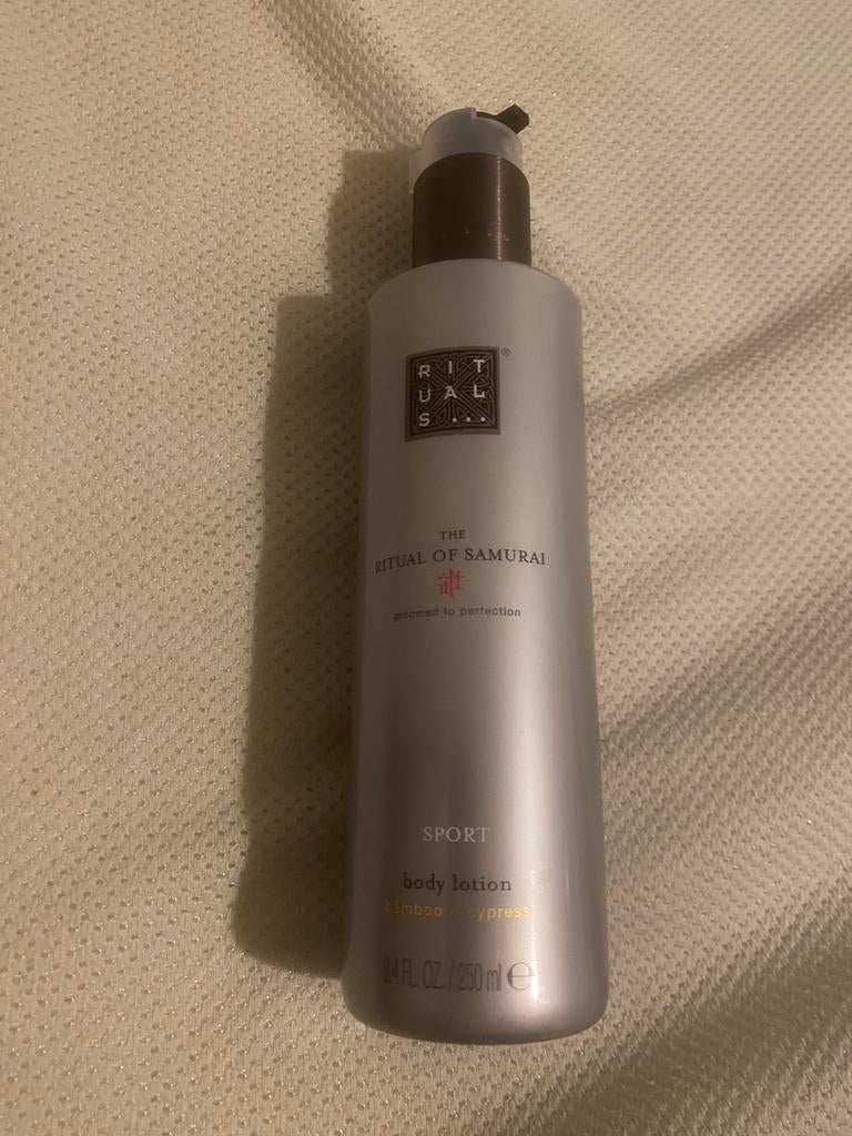 Rituals, Ophalen of Verzenden, Nieuw, Bodylotion, Crème of Olie