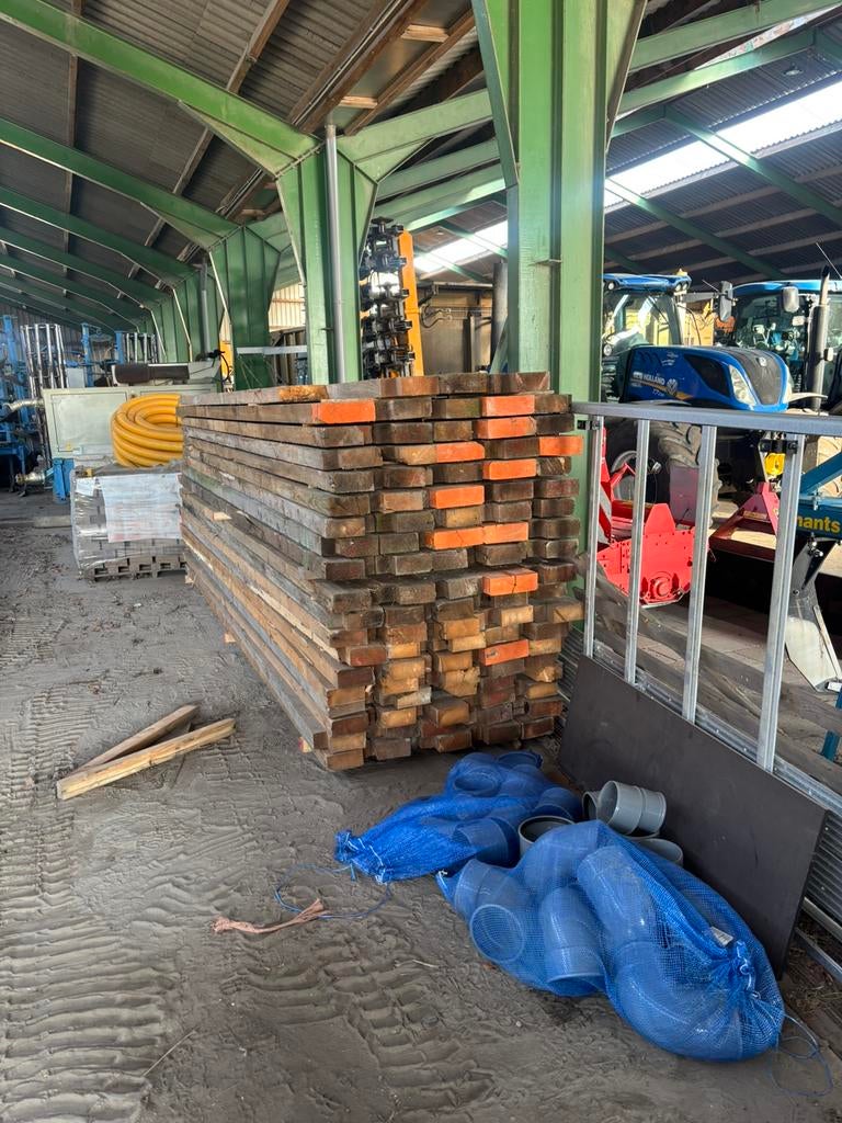 Houten balken / gordingen 75x230, Doe-het-zelf en Verbouw, Hout en Planken, Ophalen, Zo goed als nieuw, Balk, Vuren