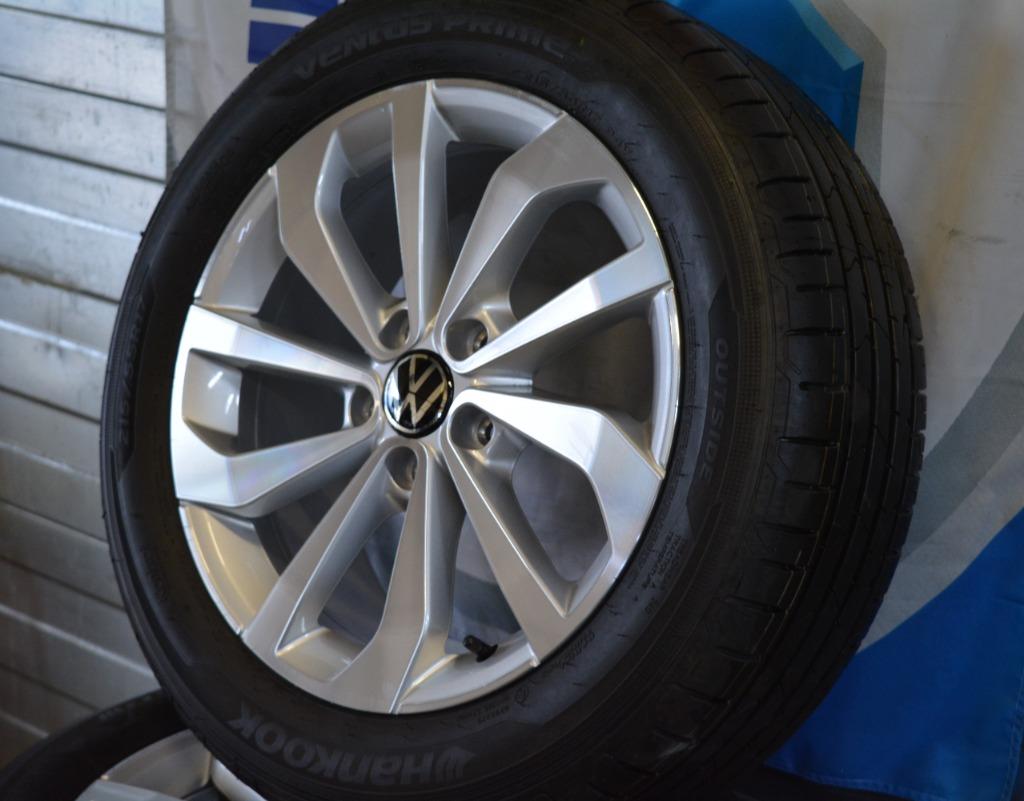 Originele nieuwe "17" Zomerset "Johannesburg" VW T-Roc, Auto-onderdelen, Banden en Velgen, 215 mm, Banden en Velgen, Nieuw, 17 inch