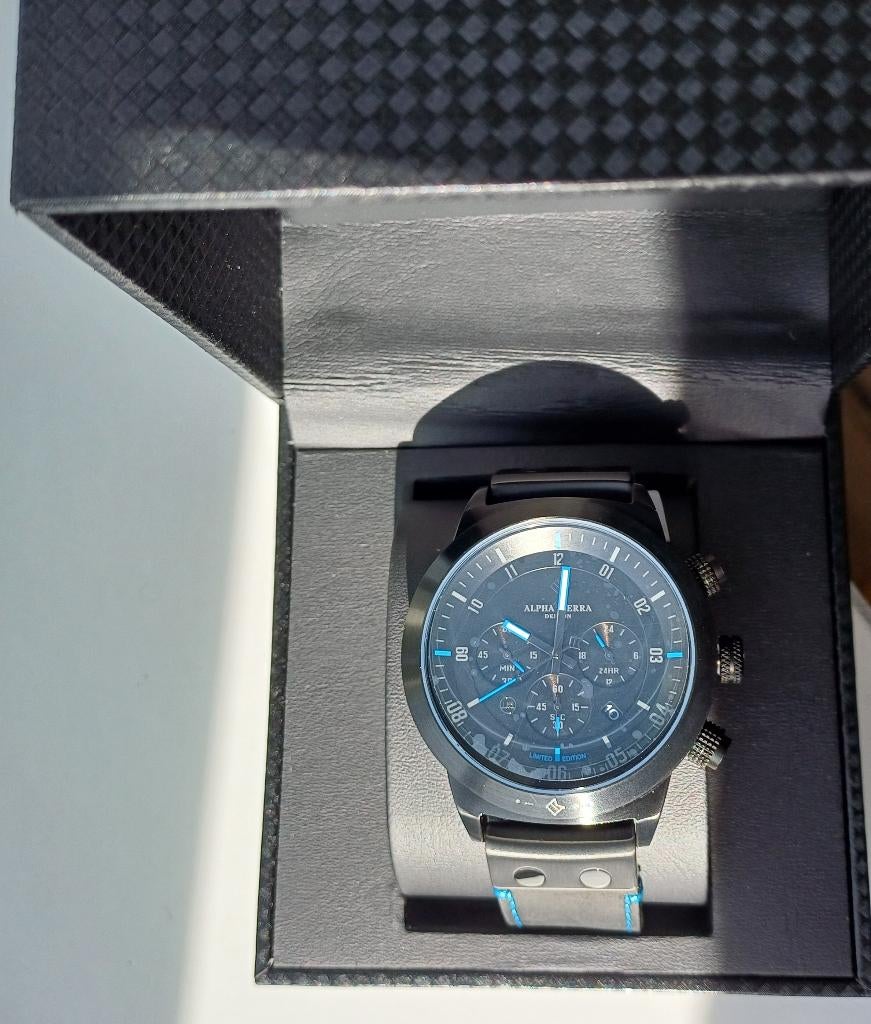 Horloge Alpha Sierra, Overige merken, Leer, Polshorloge, Nieuw