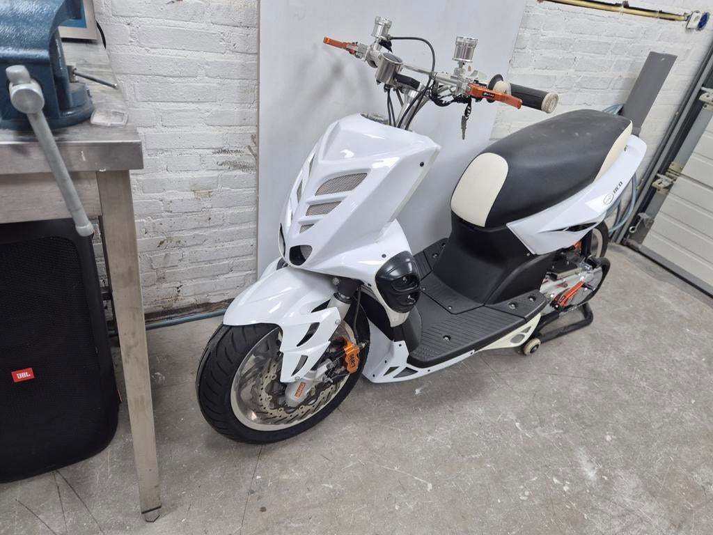 Yamaha slider full bcd en stage 6, Fietsen en Brommers, Scooters | Kymco, Ophalen of Verzenden, Benzine, Overige modellen