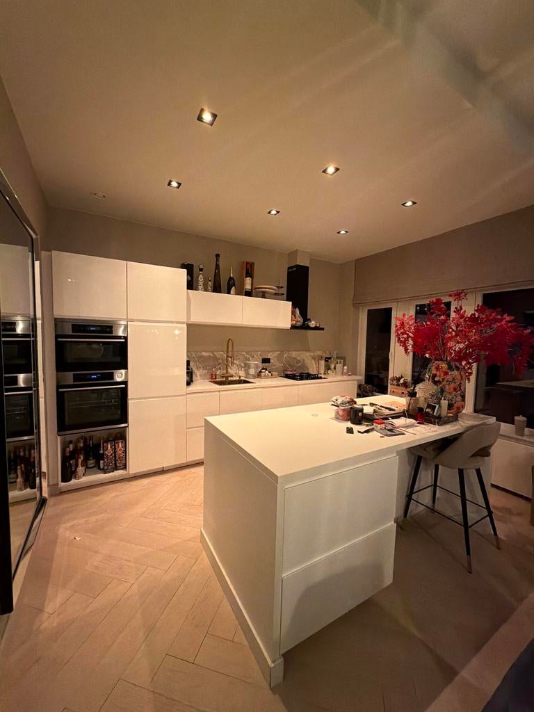 Witte IKEA keuken met eiland en inbouwapparatuur, Gebruikt, Wit, Overige typen, Ophalen of Verzenden