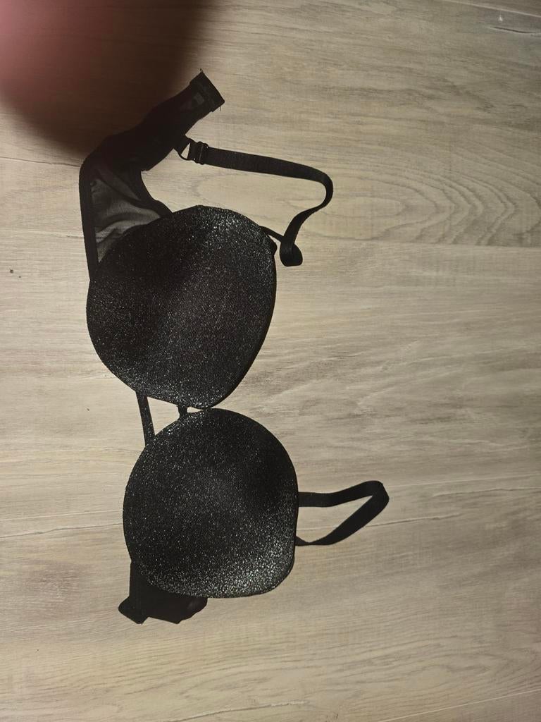 Zwarte BH - Maat 90C, Kleding | Dames, Ondergoed en Lingerie, Onbekend, Ophalen of Verzenden, Zwart, BH